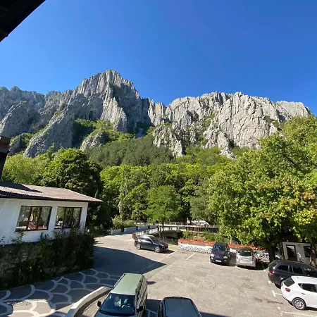 Complex Chayka Vratsa